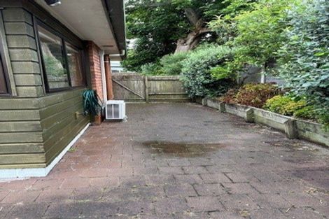 Photo of property in 2/8 Jutland Road, Hauraki, Auckland, 0622