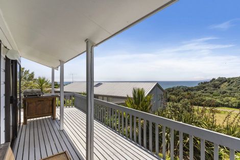 Photo of property in 435 Onemana Drive, Onemana, Whangamata, 3691