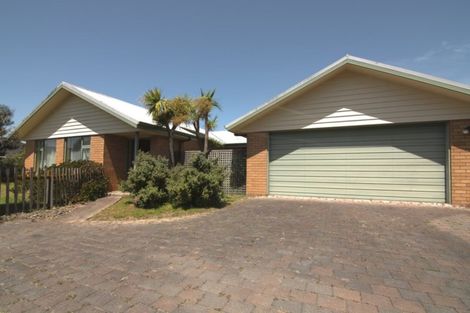 Photo of property in 18 Whiting Drive, Wakefield, 7025