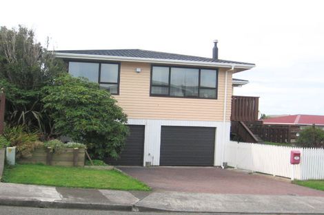 Photo of property in 4 Lomita Road, Johnsonville, Wellington, 6037