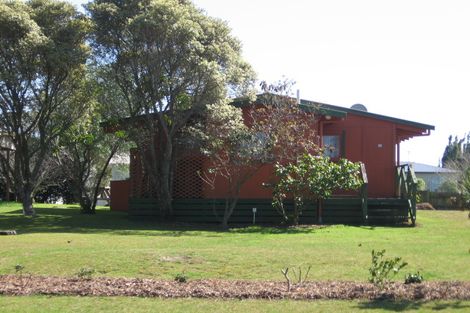 Photo of property in 44 Oyster Drive, Cooks Beach, Whitianga, 3591