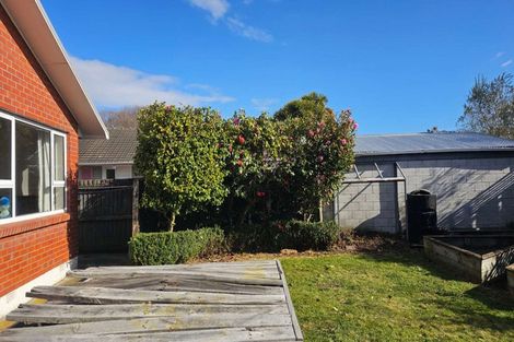 Photo of property in 51 Grahams Road, Ilam, Christchurch, 8041