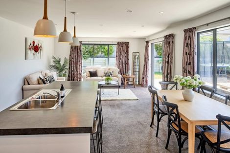 Photo of property in 114 Endeavour Drive, Whitby, Porirua, 5024