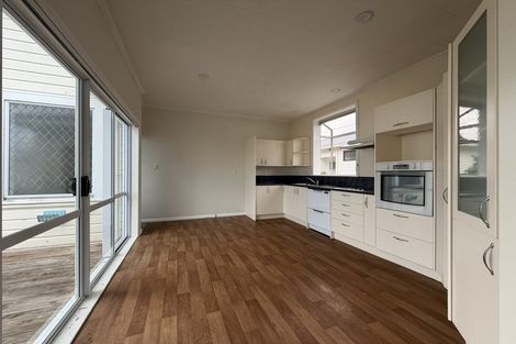 Photo of property in 39 Argentine Avenue, Miramar, Wellington, 6022