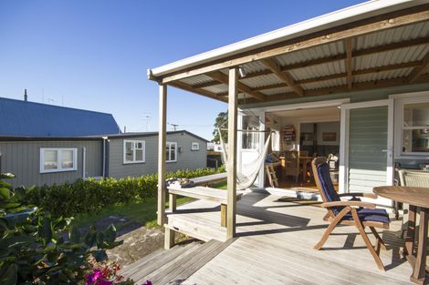 Photo of property in 6 Pacific Road, Waihi Beach, 3611