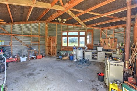 Photo of property in 86 Seaward Road, Edendale, 9825