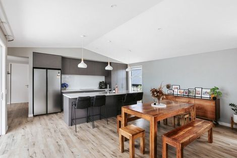 Photo of property in 19 Stingray Drive, Omokoroa, 3114