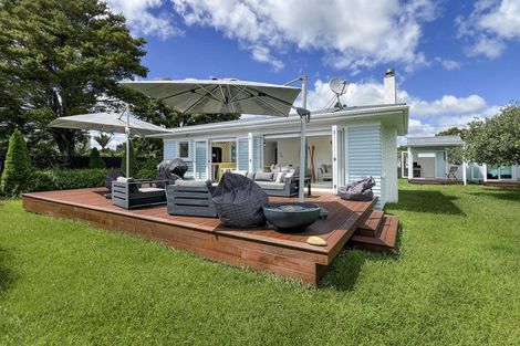 Photo of property in 15 Argyle Street, Waipu, 0510