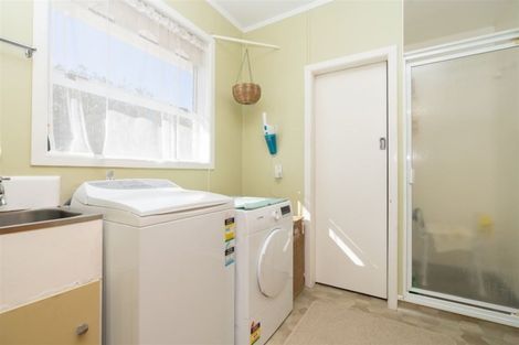 Photo of property in 1 Acacia Crescent, Glenview, Hamilton, 3206