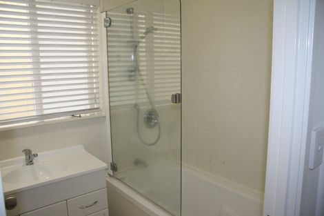 Photo of property in 2/119 Nile Road, Milford, Auckland, 0620