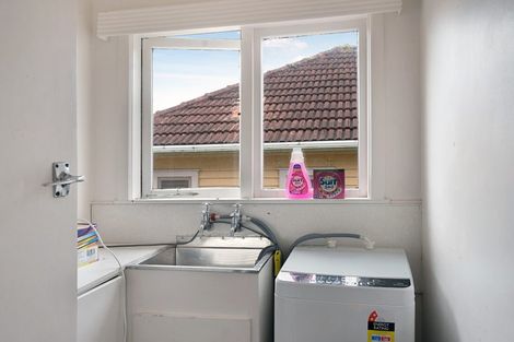 Photo of property in 27 Tiverton Road, Avondale, Auckland, 0600