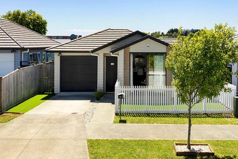 Photo of property in 5 Park Chester Road, Pukekohe, 2120