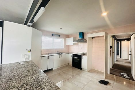 Photo of property in 86 Rosehill Drive, Rosehill, Papakura, 2113