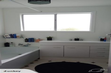 Photo of property in 39 Daniell Street, Featherston, 5710