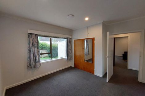 Photo of property in 157a Seaview Road, Westown, New Plymouth, 4310