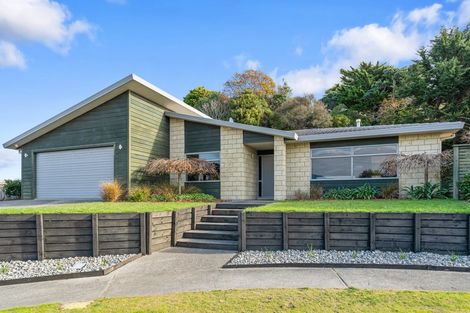 Photo of property in 14 Leanne Way, Waikanae Beach, Waikanae, 5036