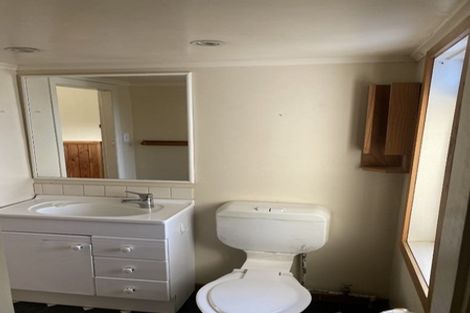 Photo of property in 122 Old Farm Road, Hamilton East, Hamilton, 3216