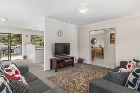 Photo of property in 25 Hawk Place, Welcome Bay, Tauranga, 3112