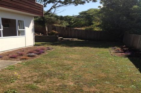 Photo of property in 8a Aintree Grove, Churton Park, Wellington, 6037