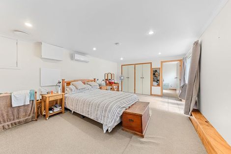Photo of property in 35 Fernleigh Street, Ferndale, New Plymouth, 4310