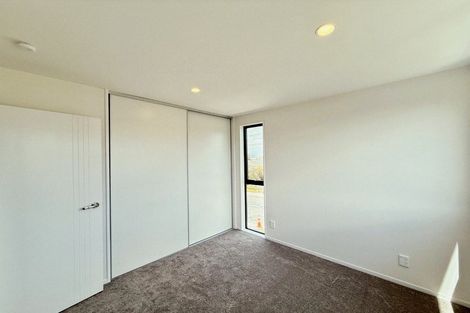 Photo of property in 4a Roberts Road, Matakatia, Whangaparaoa, 0930