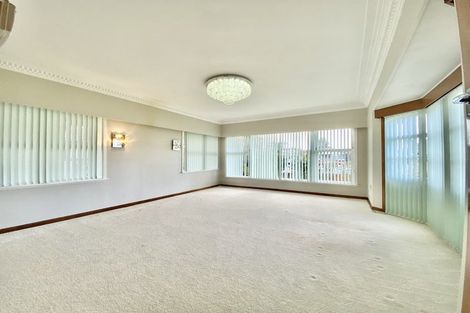 Photo of property in 55 Great South Road, Papatoetoe, Auckland, 2025