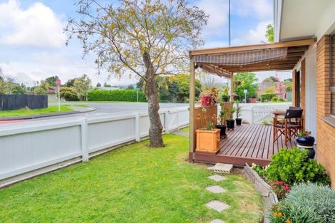 Photo of property in 2/423 Great South Road, Rosehill, Papakura, 2113