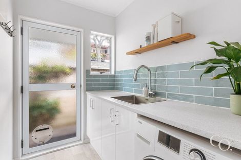 Photo of property in 132 Sutherland Road, Brookfield, Tauranga, 3110