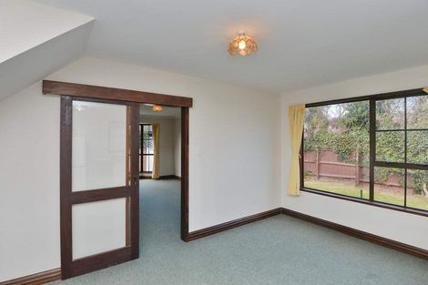 Photo of property in 2/5 Highgate Avenue, Merivale, Christchurch, 8014