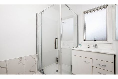 Photo of property in 34b Secretariat Place, Randwick Park, Auckland, 2105