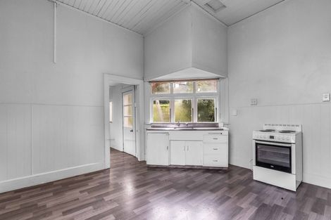 Photo of property in 16a-b Johnston Street, Gore, 9710