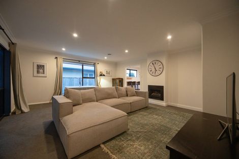 Photo of property in 22 Highbury Avenue, Highbury, Palmerston North, 4412