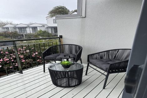 Photo of property in 27/5 Carolina Place, Albany, Auckland, 0632