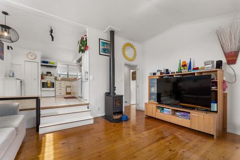 Photo of property in 370a Hardy Street, Nelson, 7010