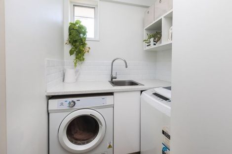 Photo of property in 1/49 Kuaka Crescent, Bromley, Christchurch, 8062