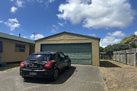 Photo of property in 1 Adkin Avenue, Levin, 5510