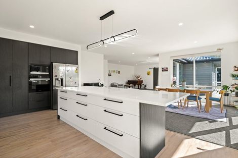 Photo of property in 16 Redwoods Lane, Helensburgh, Dunedin, 9010