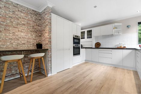 Photo of property in 12 Sunset Close, Western Heights, Hamilton, 3200