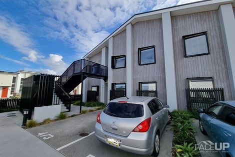 Photo of property in 5/3 Genevieve Lane, Hobsonville, Auckland, 0616