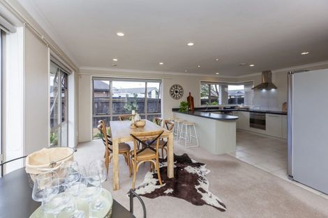 Photo of property in 9 Hulme Way, Raumati Beach, Paraparaumu, 5032