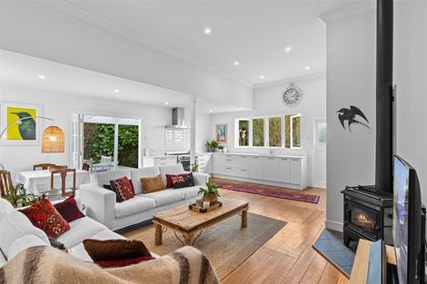 Photo of property in Wainikau, 31 Olive Grove, Mangawhai, 0573