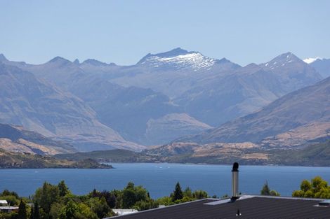 Photo of property in 27 The Heights Avenue, Wanaka, 9305