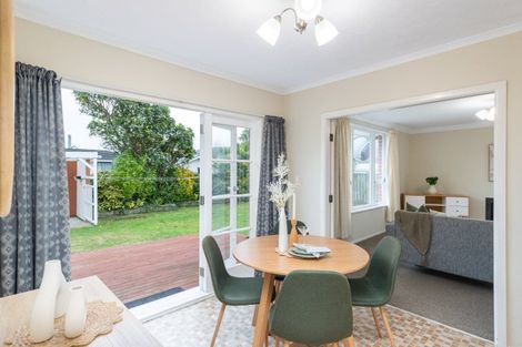 Photo of property in 15 Charles Street, Clouston Park, Upper Hutt, 5018