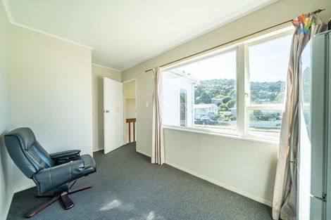 Photo of property in 88 Stokes Valley Road, Stokes Valley, Lower Hutt, 5019