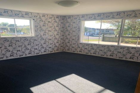 Photo of property in 75 Saint Heliers Crescent, Aranui, Christchurch, 8061