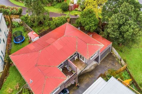Photo of property in 561c Glenfield Road, Glenfield, Auckland, 0629