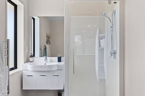 Photo of property in 10 Devlin Avenue, Rangiora, 7400