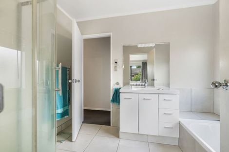 Photo of property in 111 Discovery Drive, Flagstaff, Hamilton, 3210