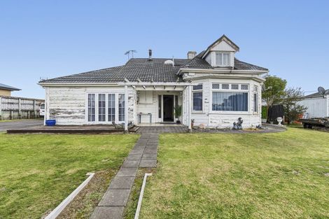 Photo of property in 7 Cracroft Street, Waitara, 4320