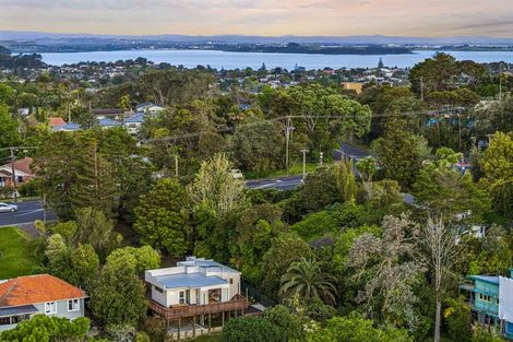 Photo of property in 261 Titirangi Road, Titirangi, Auckland, 0604